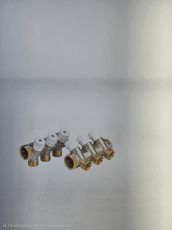 Щампован колектор с вентили Luxor 1" x 24*19